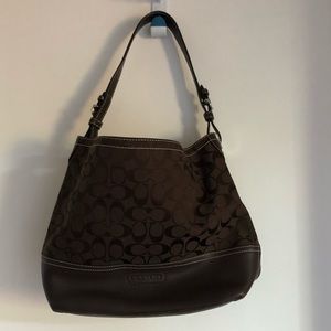 Coach shoulder bag chocolate brown
